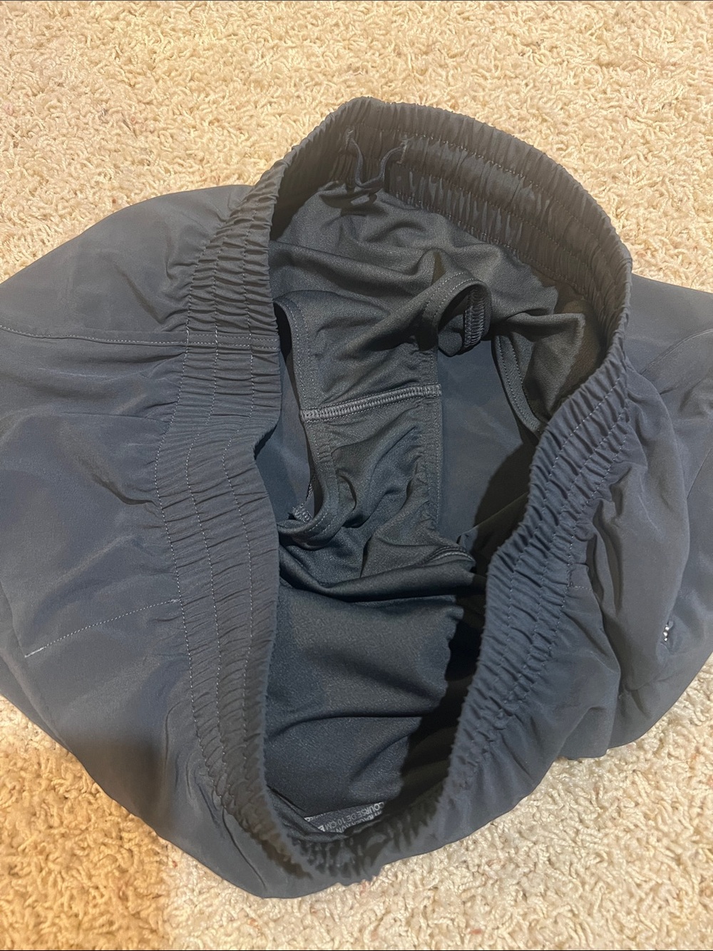 Athleta Mesh Racer Run Short - Picture 3 of 3